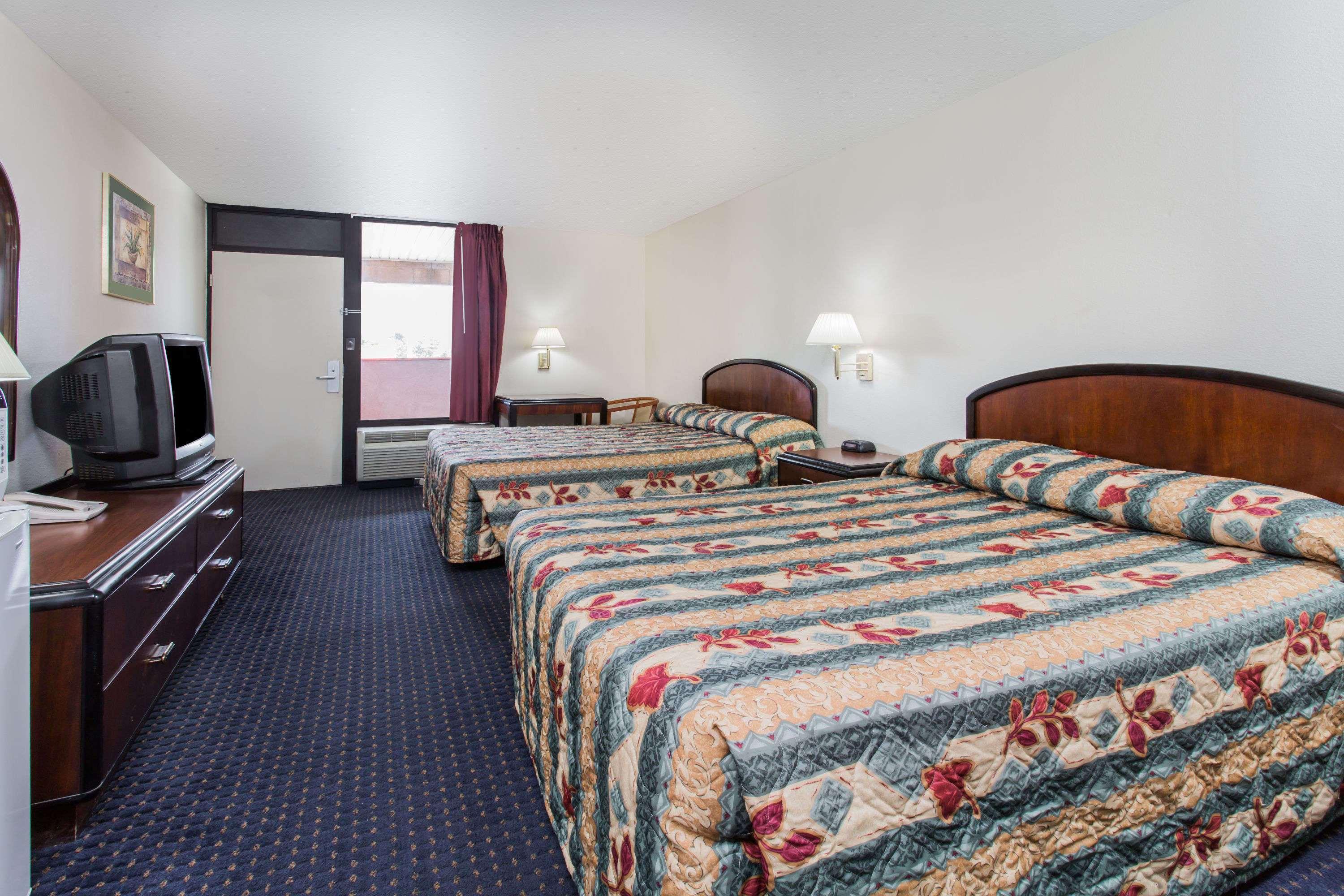 Knights Inn Virginia Beach Lynnhaven Exterior photo